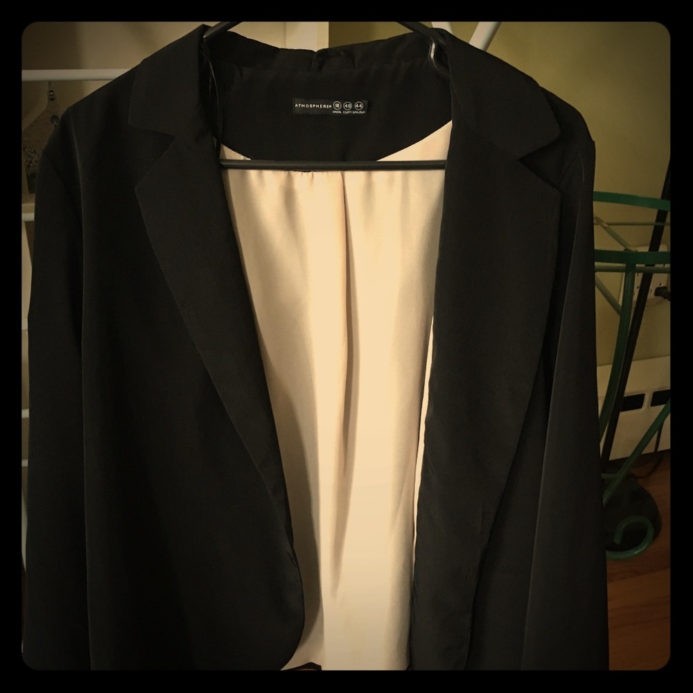 Women’s black blazer